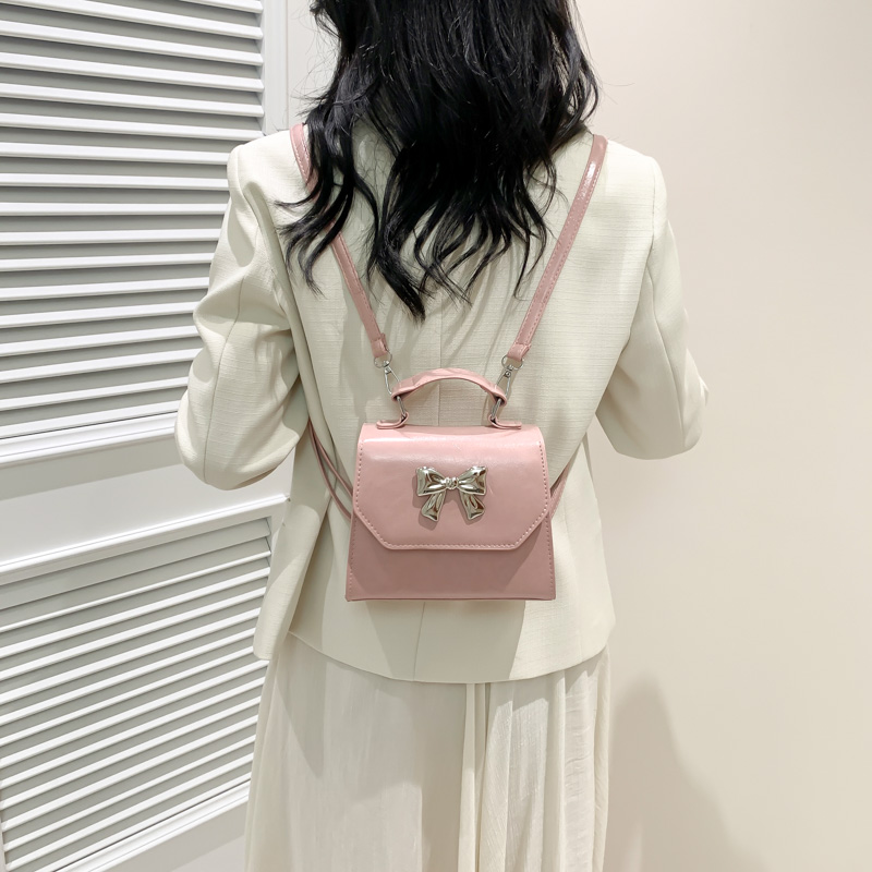 Women's Medium Pu Leather Solid Color Bow Knot Vintage Style Preppy Style Flip Cover Crossbody Bag Fashion Backpack display picture 6