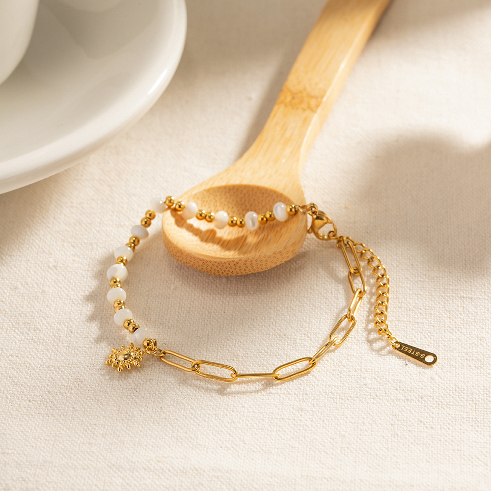 Edelstahl 304 18 Karat Vergoldet IG-Stil Einfacher Stil Perlen Büroklammer Sonne Armbänder display picture 6