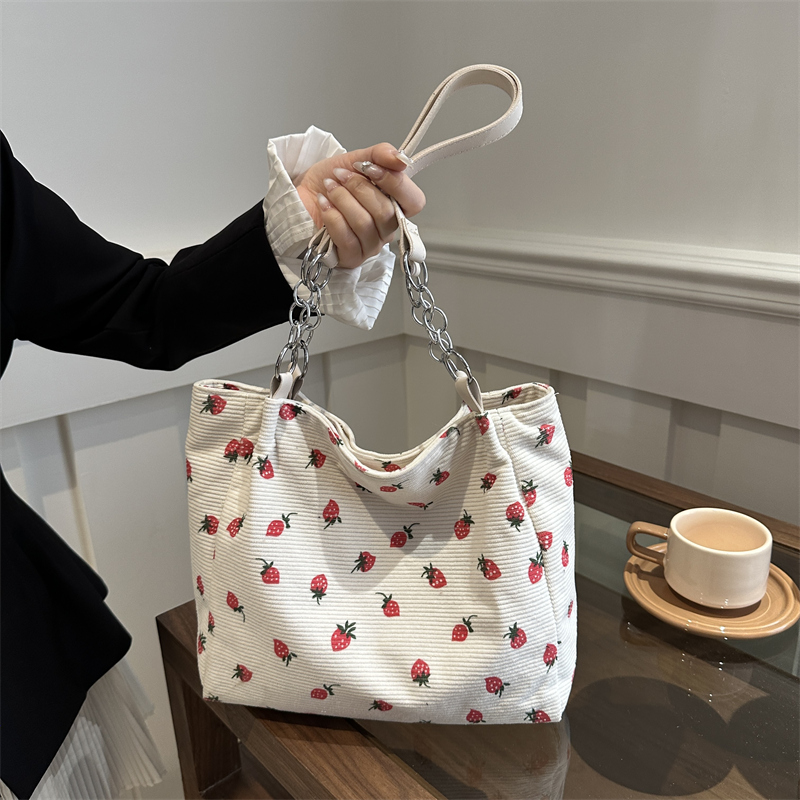 Women's Cute Basic Strawberry Canvas Shopping Bags display picture 6