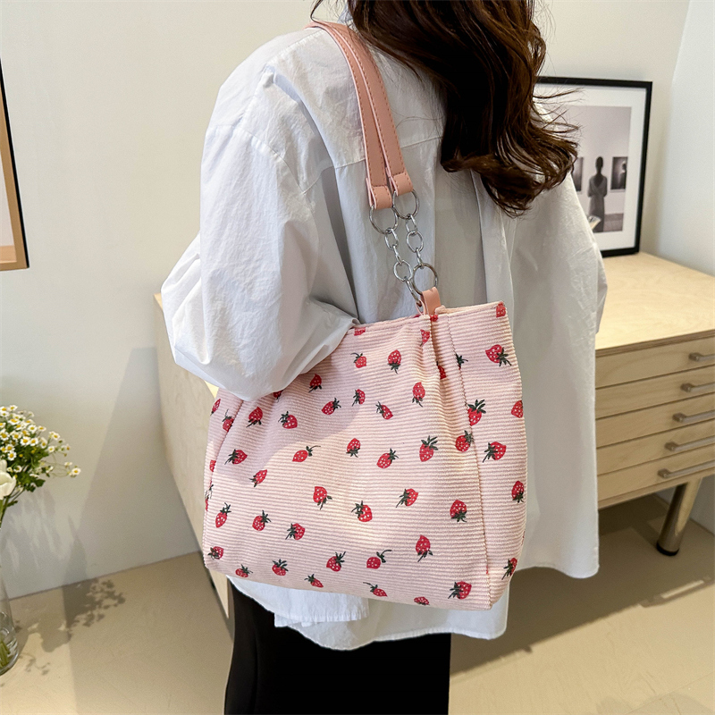 Women's Cute Basic Strawberry Canvas Shopping Bags display picture 8