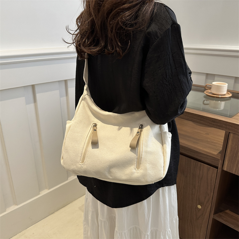 Women's Basic Classic Style Solid Color Canvas Shopping Bags display picture 5