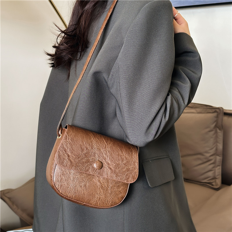 Femmes Style Vintage Style Classique Couleur Unie Faux Cuir Sac De Courses display picture 10