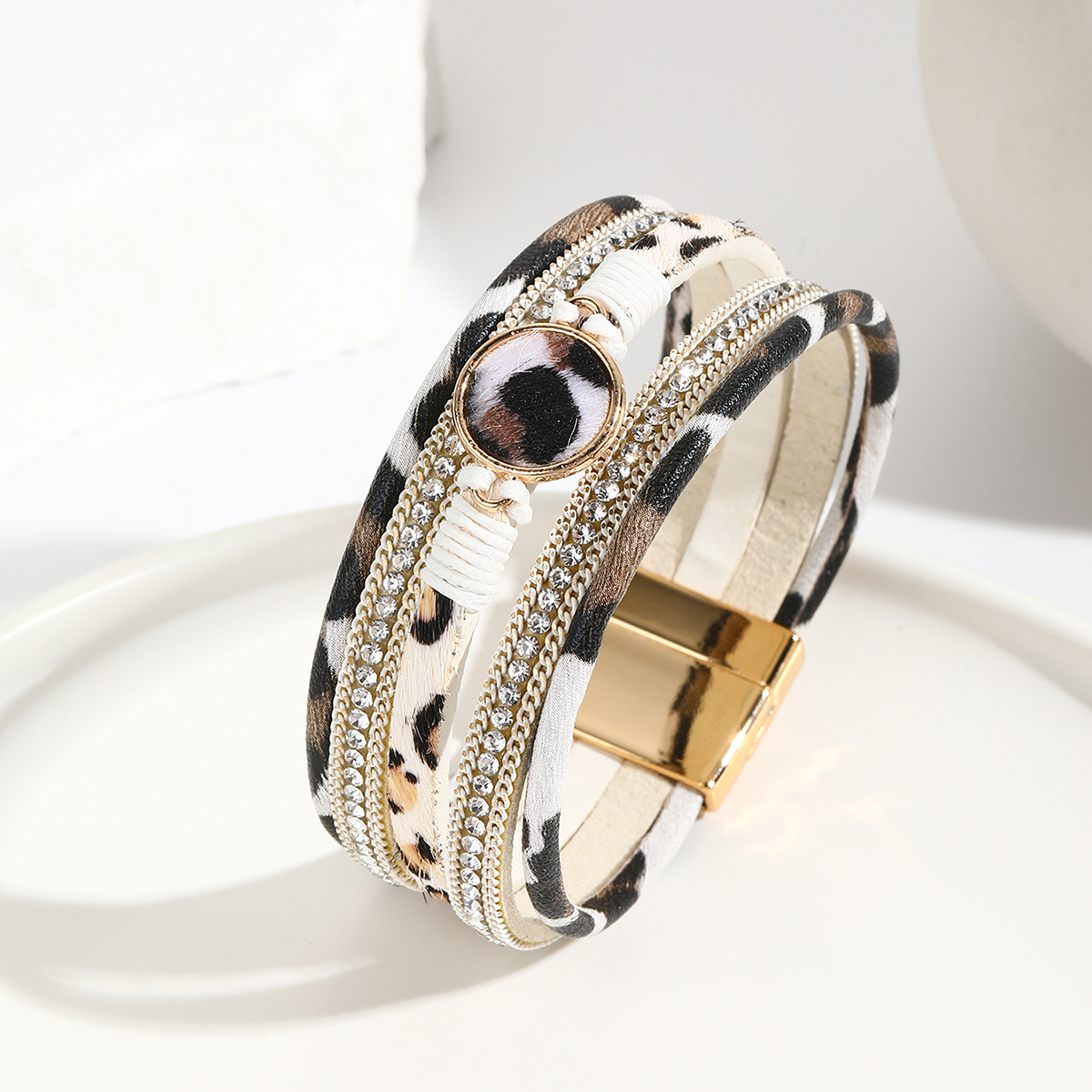 Bohemian Classic Style Leopard Pu Leather Copper Inlay Rhinestones Women's Bangle display picture 4