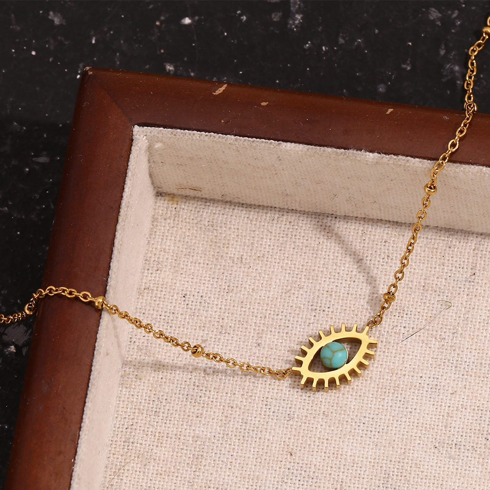 304 Stainless Steel 18K Gold Plated Vintage Style Simple Style Classic Style Plating Hollow Out Inlay Devil's Eye Turquoise Necklace display picture 11
