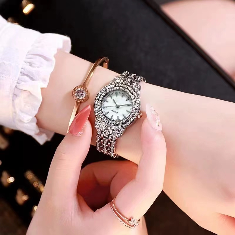 Elegant Luxuriös Farbblock Faltschließe Quarz Frauen Uhren display picture 2