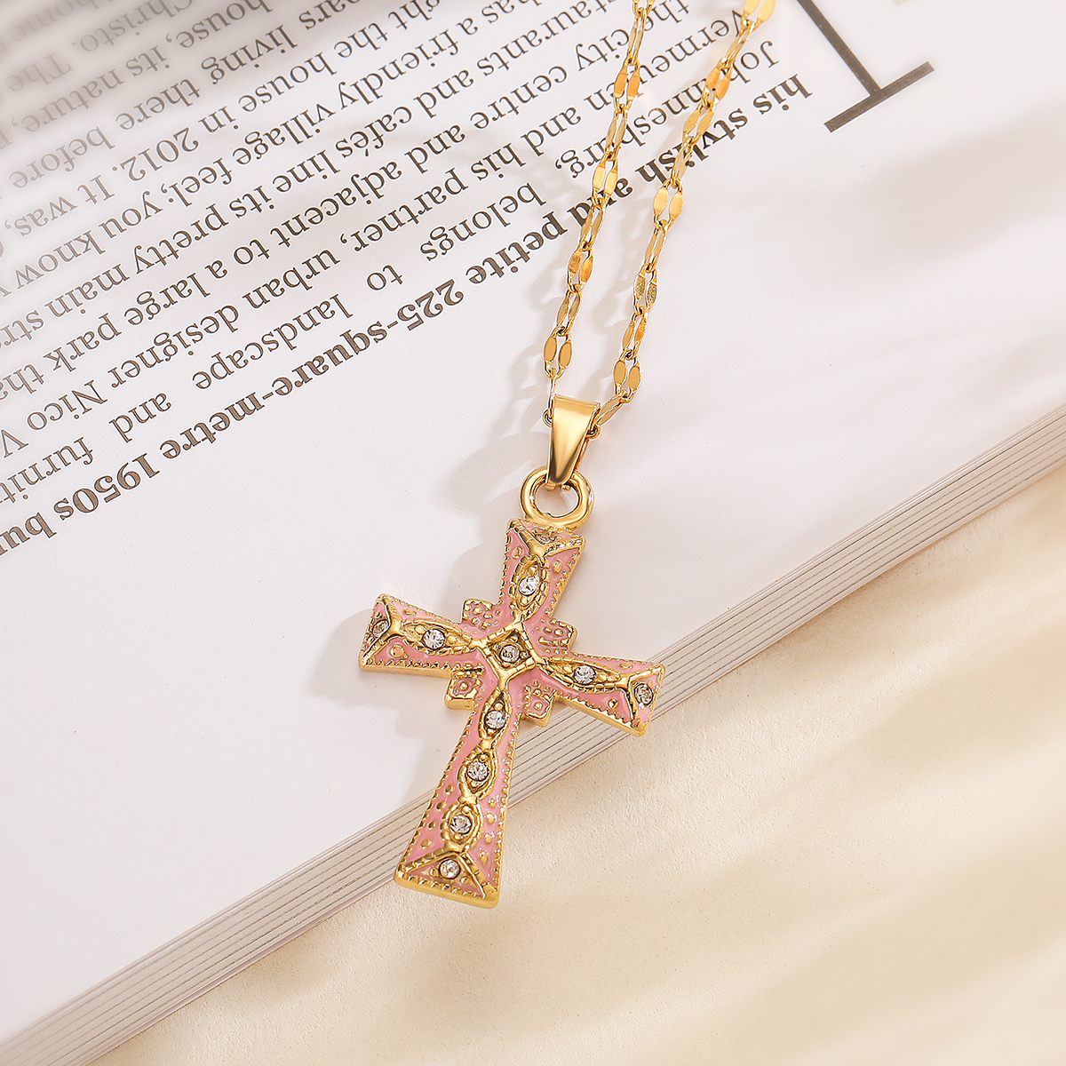 Copper 18K Gold Plated Classic Style Commute Enamel Plating Inlay Cross Zircon Pendant Necklace display picture 5
