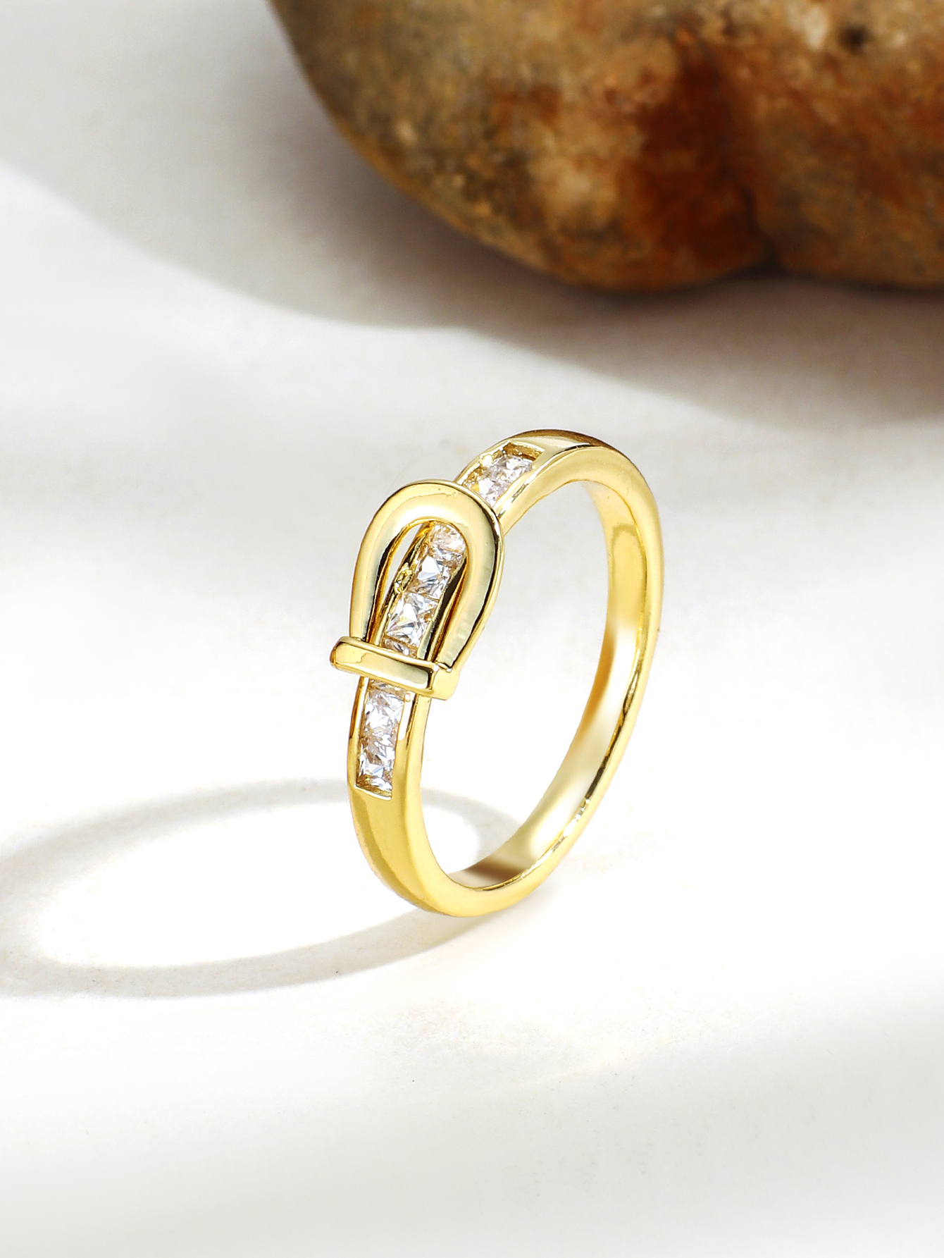 Kupfer 18 Karat Vergoldet Einfacher Stil Inlay Geometrisch Zirkon Ringe display picture 4