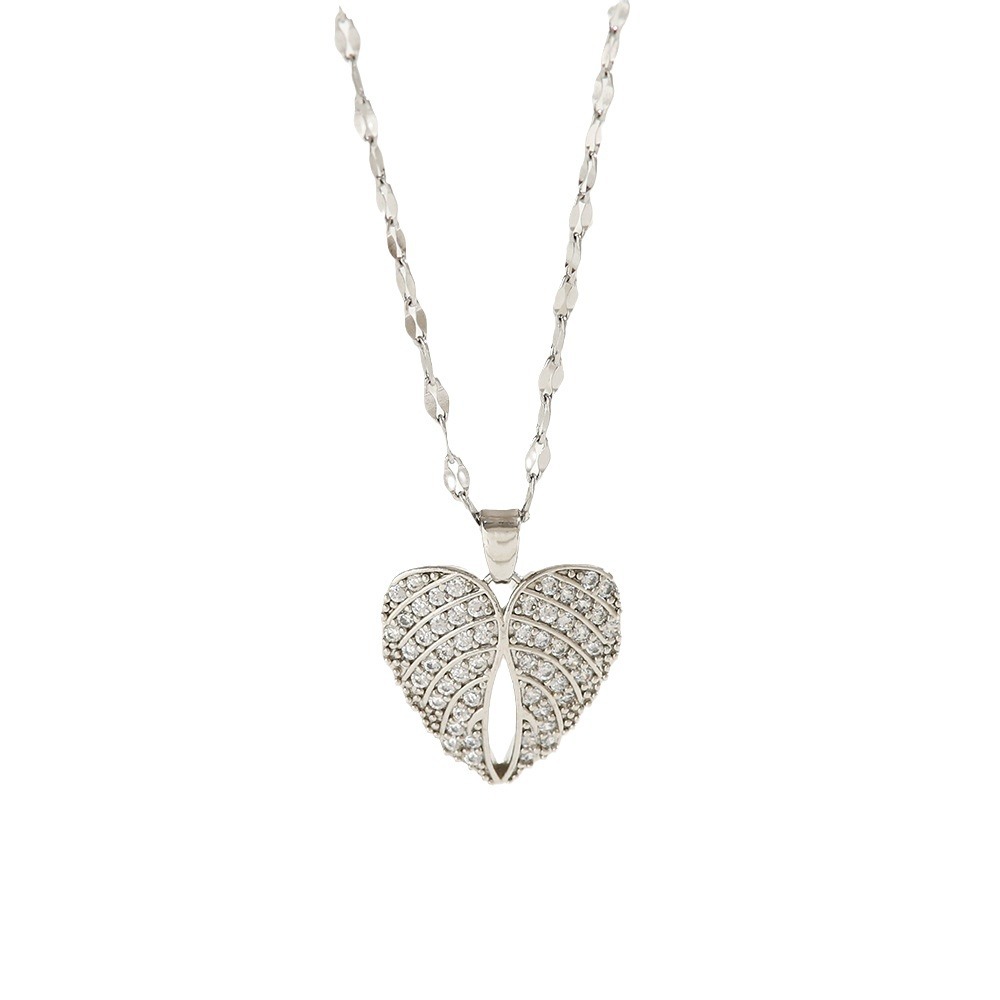Wholesale Exaggerated Shiny Heart Shape Wings Titanium Steel Copper Inlay Zircon Pendant Necklace display picture 1