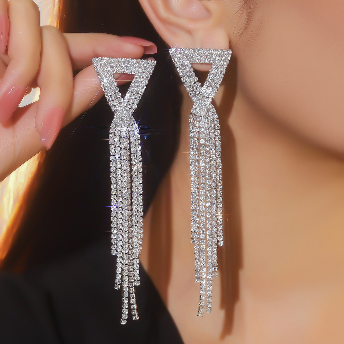 1 Pair IG Style Elegant Lady Letter Tassel Heart Shape Inlay Copper Alloy Rhinestones Drop Earrings display picture 6
