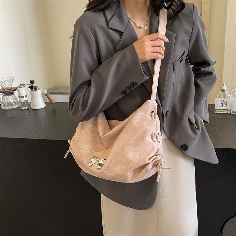 Women's Classic Style Streetwear Solid Color Bow Knot Pu Leather Shopping Bags display picture 1