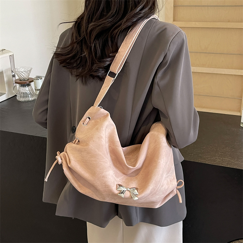 Women's Classic Style Streetwear Solid Color Bow Knot Pu Leather Shopping Bags display picture 2