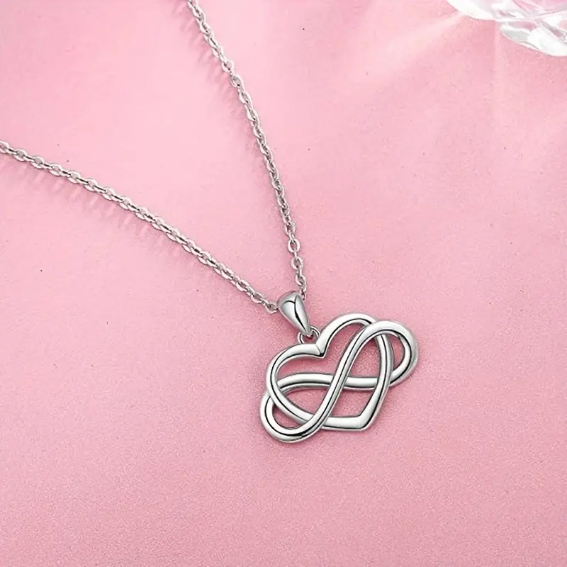 304 Stainless Steel Simple Style Classic Style Commute Infinity Heart Shape Pendant Necklace display picture 7