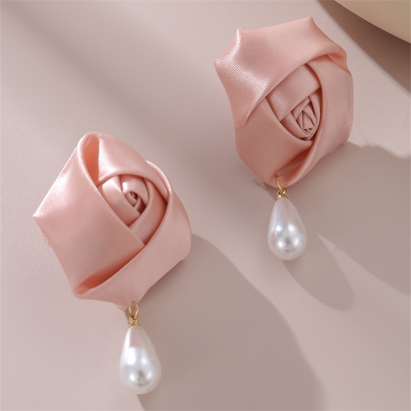 1 Pair Cute Lady Sweet Flower Artificial Pearl Cloth Ear Studs display picture 35