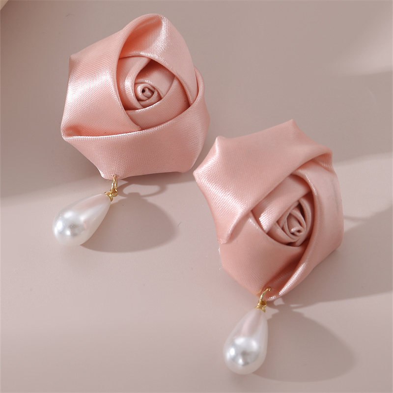 1 Pair Cute Lady Sweet Flower Artificial Pearl Cloth Ear Studs display picture 34