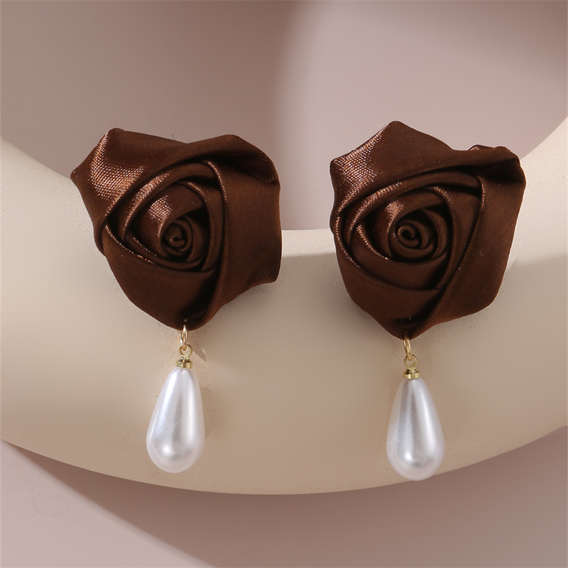 1 Pair Cute Lady Sweet Flower Artificial Pearl Cloth Ear Studs display picture 43