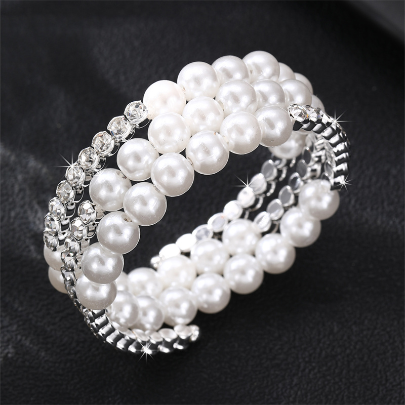 Simple Style Geometric Artificial Gemstones Artificial Pearl Zinc Alloy Layered Inlay Rhinestones Pearl Women's Wristband display picture 16
