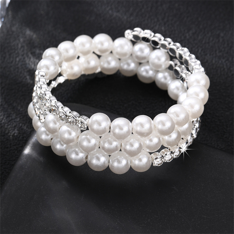 Simple Style Geometric Artificial Gemstones Artificial Pearl Zinc Alloy Layered Inlay Rhinestones Pearl Women's Wristband display picture 15