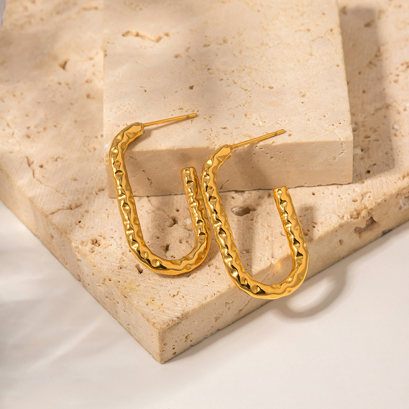 1 Pair IG Style Basic Classic Style C Shape Plating 304 Stainless Steel 18K Gold Plated Earrings display picture 2