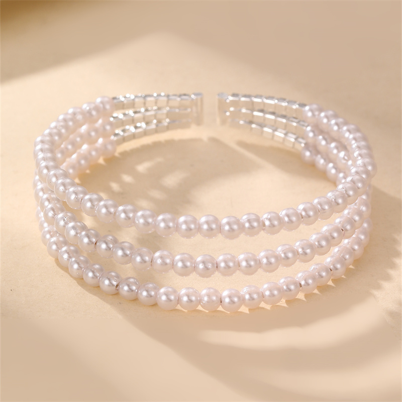 Style Simple Géométrique Pierres Précieuses Artificielles Perle Artificielle Alliage De Zinc Couches Incruster Strass Perle Femmes Bracelet display picture 33