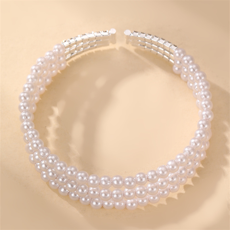 Style Simple Géométrique Pierres Précieuses Artificielles Perle Artificielle Alliage De Zinc Couches Incruster Strass Perle Femmes Bracelet display picture 36