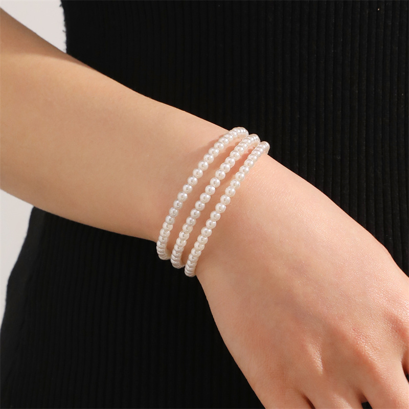Simple Style Geometric Artificial Gemstones Artificial Pearl Zinc Alloy Layered Inlay Rhinestones Pearl Women's Wristband display picture 38