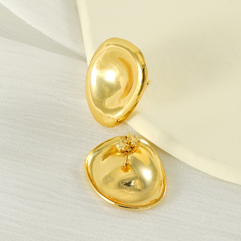 1 Pair Simple Style Round Plating 304 Stainless Steel 18K Gold Plated Ear Studs display picture 1