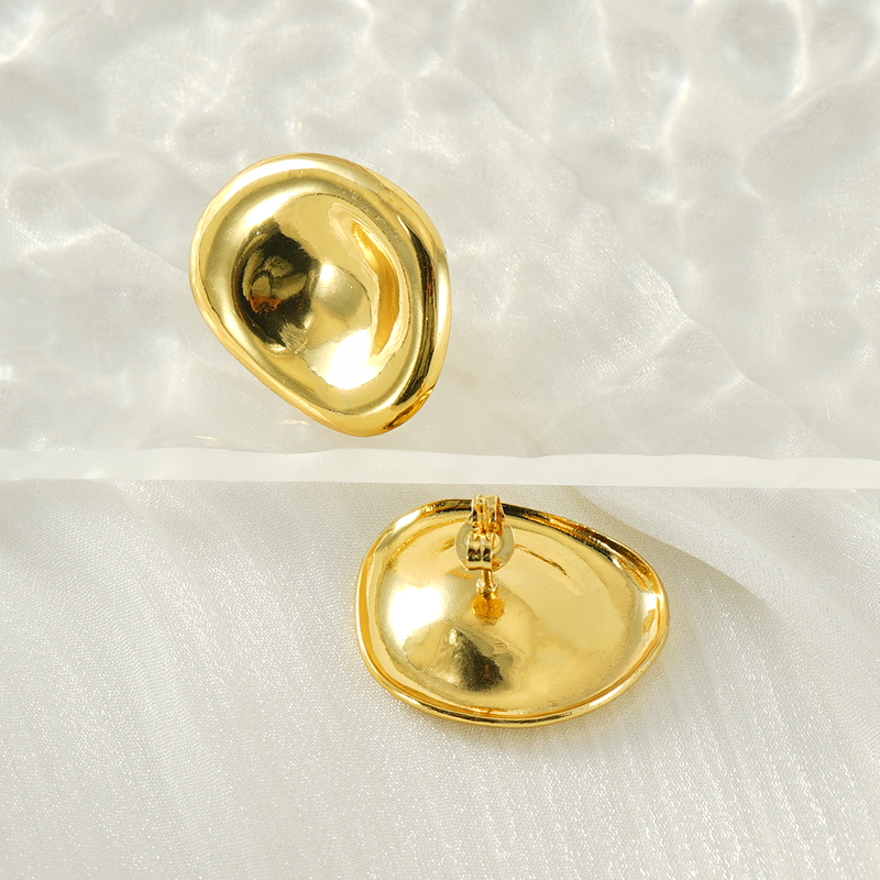 1 Pair Simple Style Round Plating 304 Stainless Steel 18K Gold Plated Ear Studs display picture 5