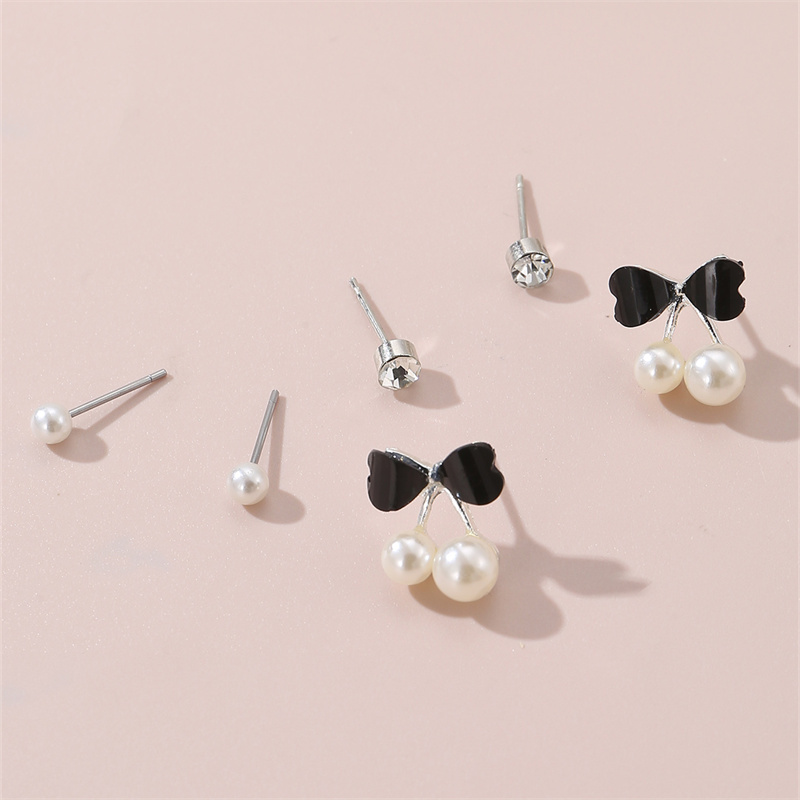 1 Set IG Style Elegant Sweet Heart Shape Flower Bow Knot Inlay Sterling Silver Artificial Pearls Zircon Ear Studs display picture 19
