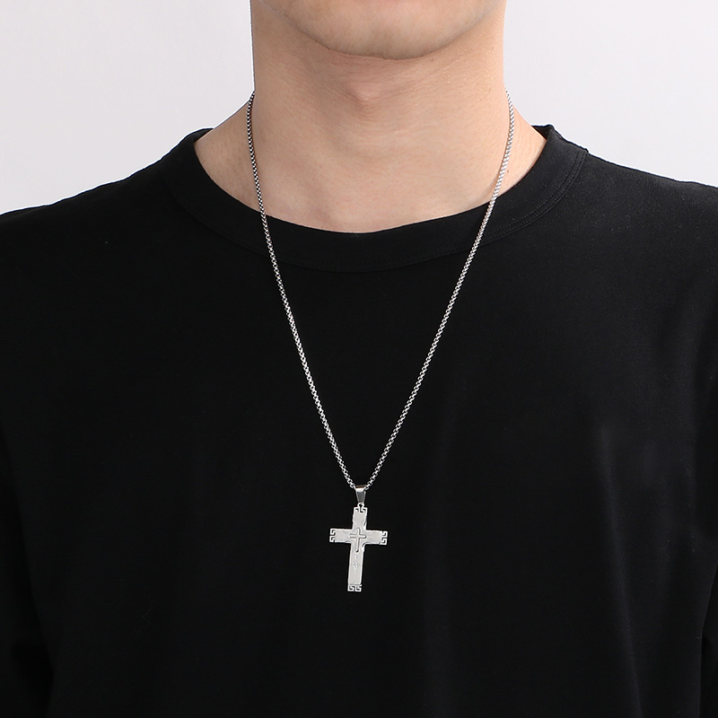 304 Stainless Steel 18K Gold Plated Hip-Hop Plating Cross Pendant Necklace display picture 6