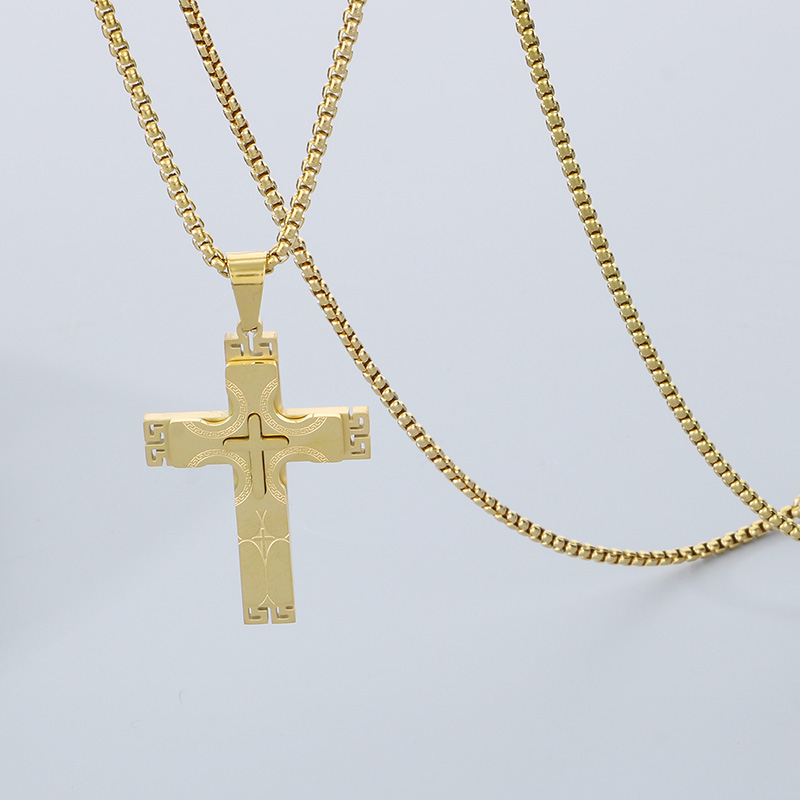 304 Stainless Steel 18K Gold Plated Hip-Hop Plating Cross Pendant Necklace display picture 7