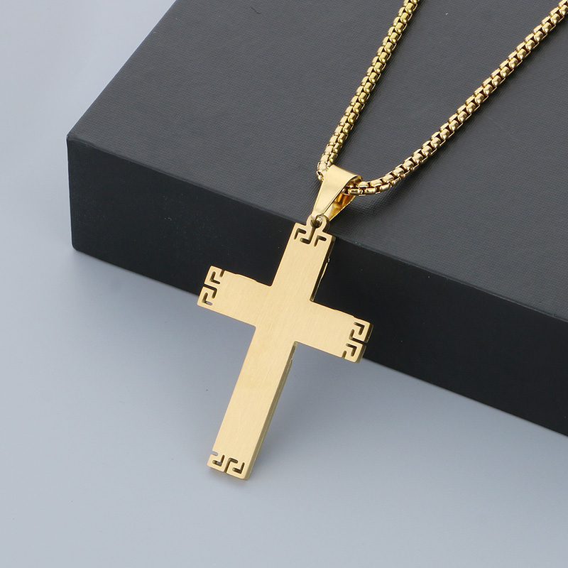 304 Stainless Steel 18K Gold Plated Hip-Hop Plating Cross Pendant Necklace display picture 8