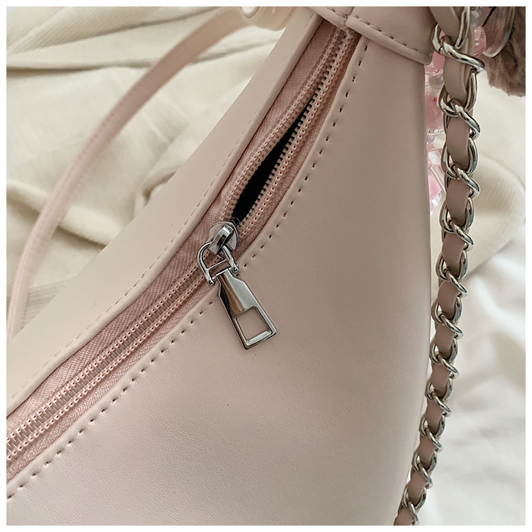 Women's Medium Pu Leather Solid Color Basic Classic Style Sewing Thread Zipper Underarm Bag display picture 6