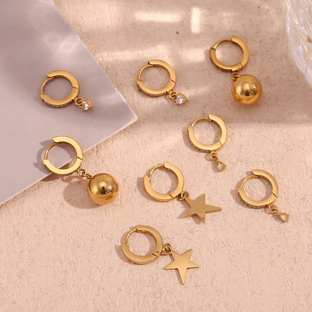 1 Pair Simple Style Classic Style Star Ball Inlay 304 Stainless Steel Rhinestones 18K Gold Plated Drop Earrings display picture 1