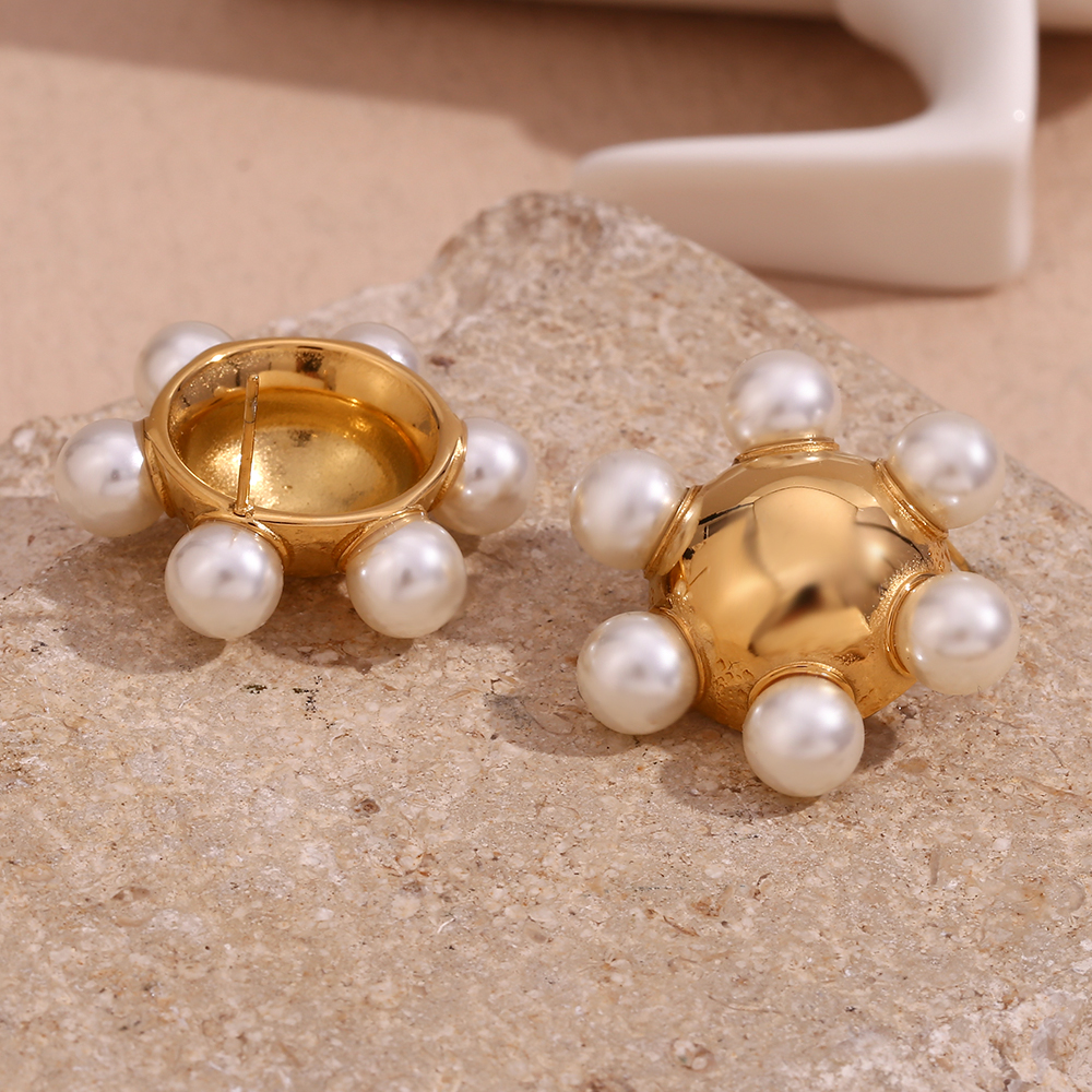 1 Pair Simple Style Classic Style Flower Plating 304 Stainless Steel 18K Gold Plated Ear Studs display picture 8