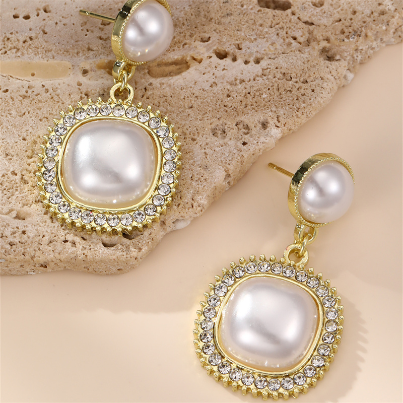 1 Pair IG Style Elegant Sweet Irregular Heart Shape Flower Inlay Sterling Silver Artificial Pearls Drop Earrings Ear Studs display picture 28