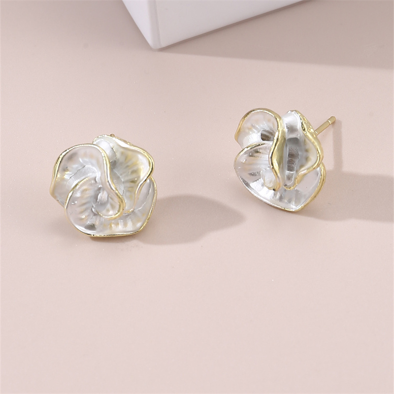 1 Pair IG Style Elegant Sweet Irregular Heart Shape Flower Inlay Sterling Silver Artificial Pearls Drop Earrings Ear Studs display picture 42
