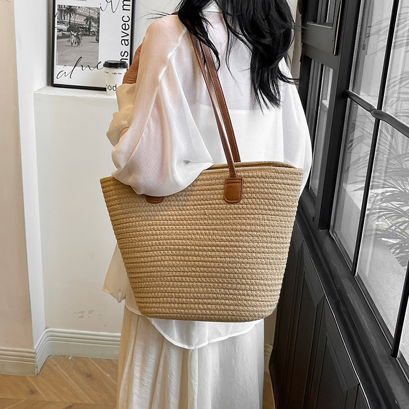 Women's Medium Straw Color Block Solid Color Vacation Beach Weave Open Straw Bag display picture 2