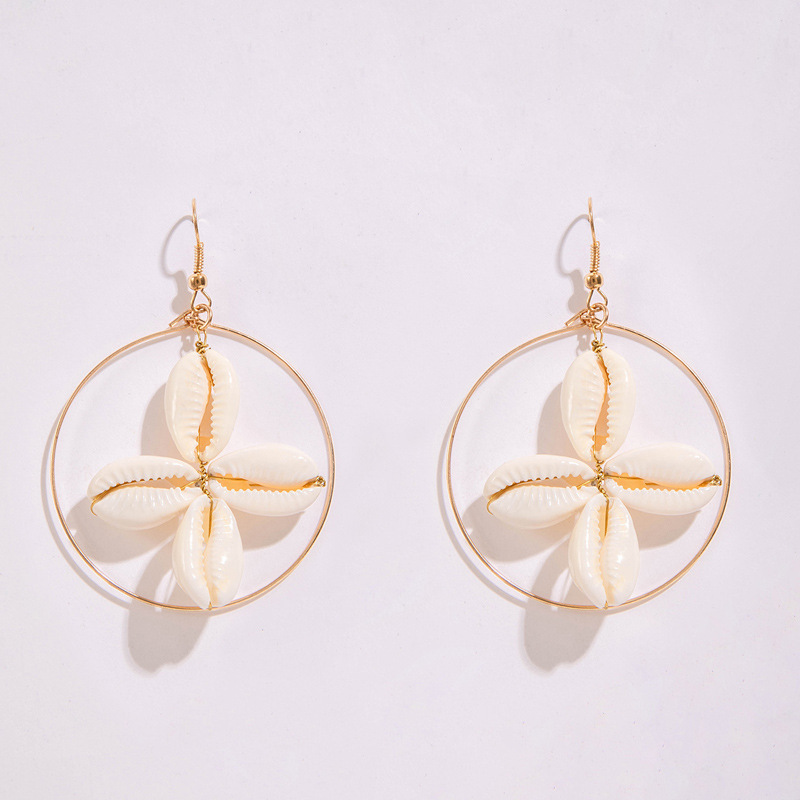 1 Set 1 Pair Hawaiian Ethnic Style Bohemian Geometric Star Shell Beaded Alloy Shell Drop Earrings display picture 3