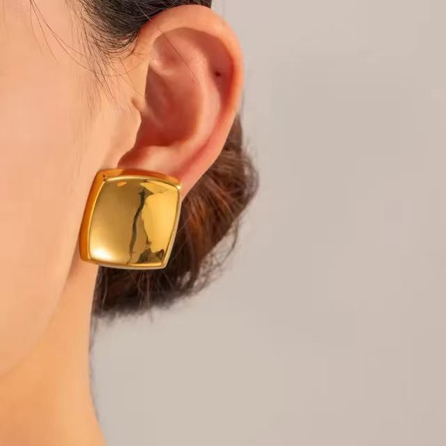 1 Pair Basic Vintage Style Classic Style Square Polishing 304 Stainless Steel 18K Gold Plated Ear Studs display picture 1