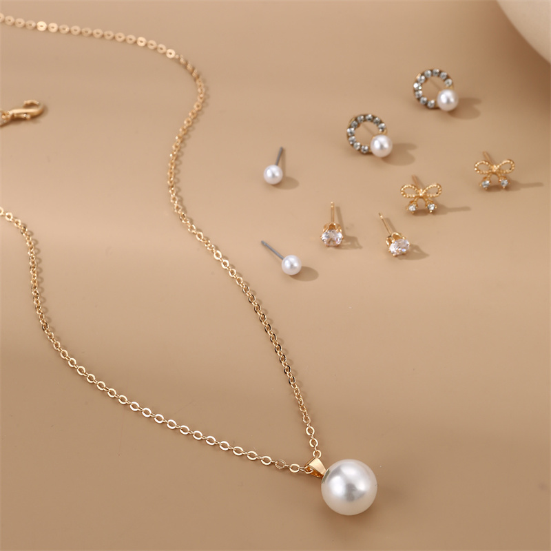 IG Style Modern Style Simple Style Fruit Heart Shape Bow Knot Alloy Inlay Artificial Pearls Rhinestones Women's Earrings Necklace display picture 26