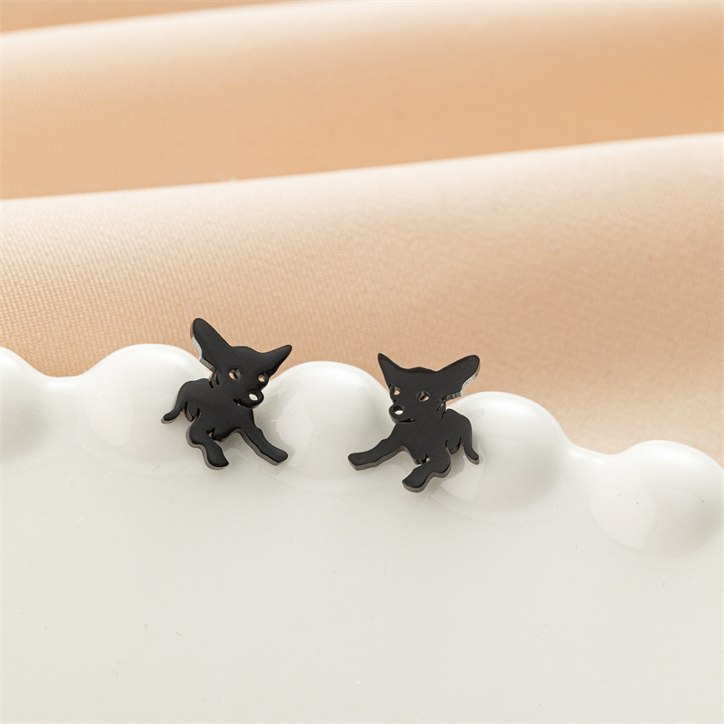 1 Pair Sweet Simple Style Artistic Dog Polishing 304 Stainless Steel 18K Gold Plated Ear Studs display picture 4