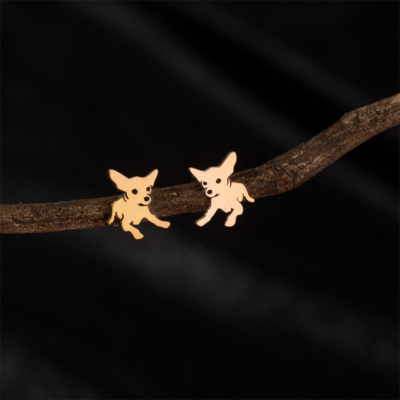 1 Pair Sweet Simple Style Artistic Dog Polishing 304 Stainless Steel 18K Gold Plated Ear Studs display picture 7
