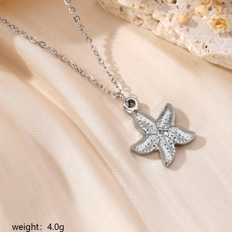 304 Stainless Steel Silver Plated Modern Style Simple Style Commute Starfish Heart Shape Shell Pendant Necklace display picture 12
