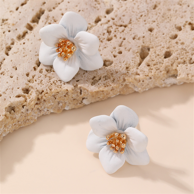 1 Pair IG Style Elegant Sweet Flower Plastic Ear Studs display picture 5