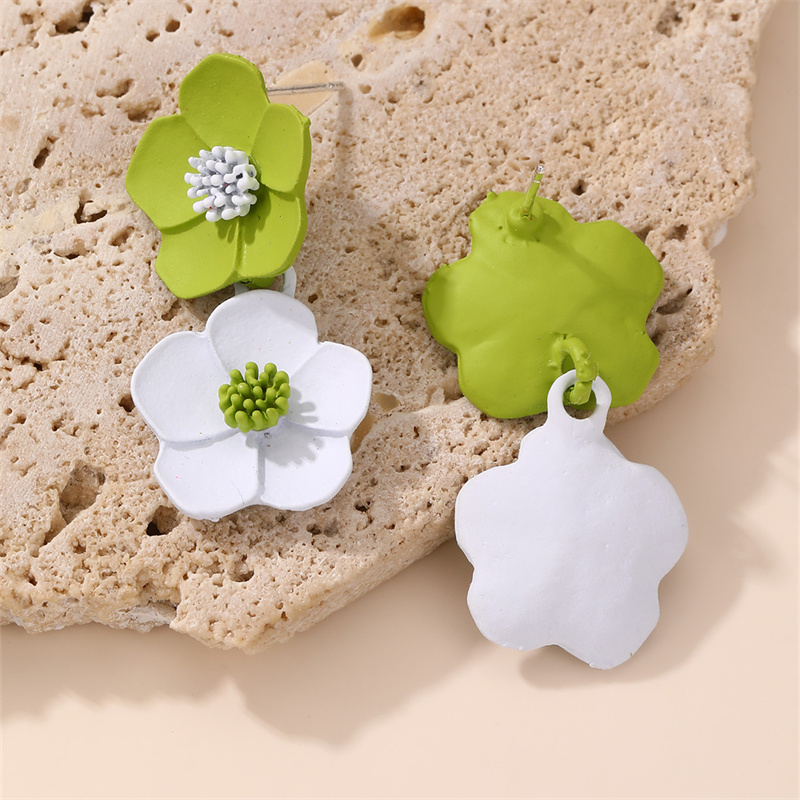 1 Par Estilo IG Elegante Dulce Flor El Plastico Pendientes De Gota display picture 31