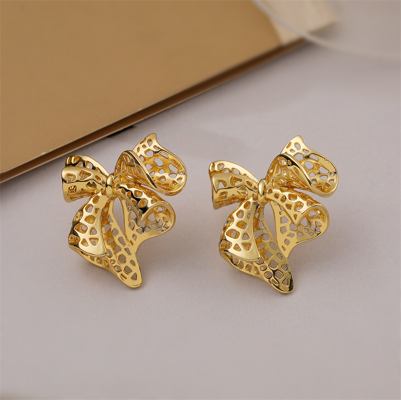 1 Pair Elegant Bow Knot Plating Inlay Copper Zircon Gold Plated Ear Studs display picture 1