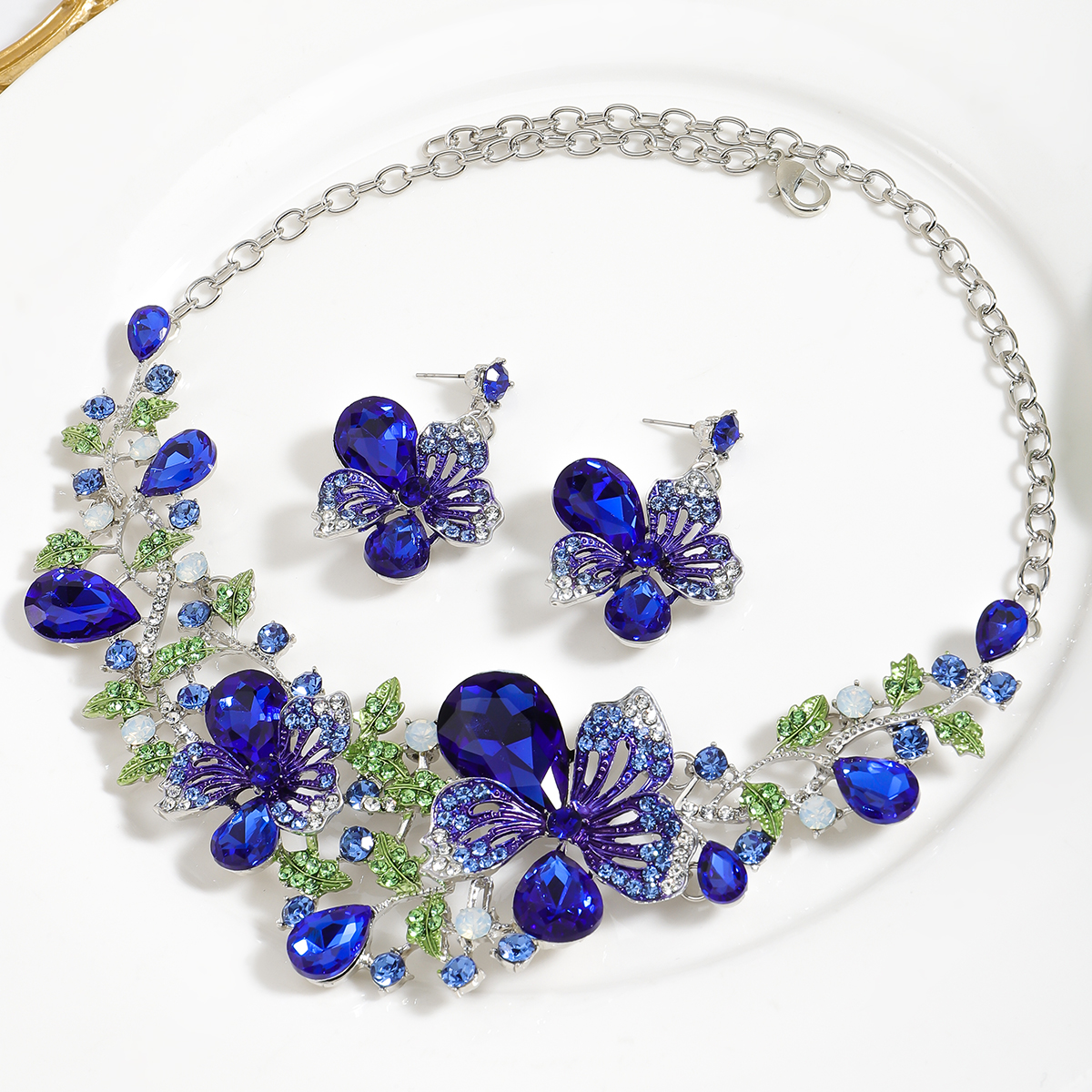 Elegant Glam Luxurious Flower Alloy Inlay Rhinestones Women's Earrings Necklace display picture 9