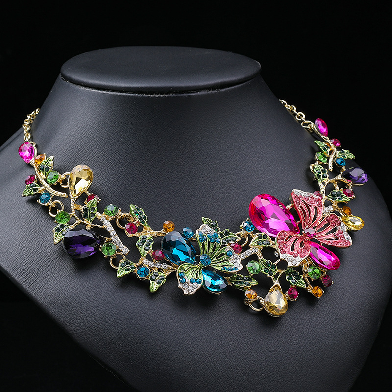 Élégant Glamour Luxueux Fleur Alliage Incruster Strass Femmes Des Boucles D'Oreilles Collier display picture 17