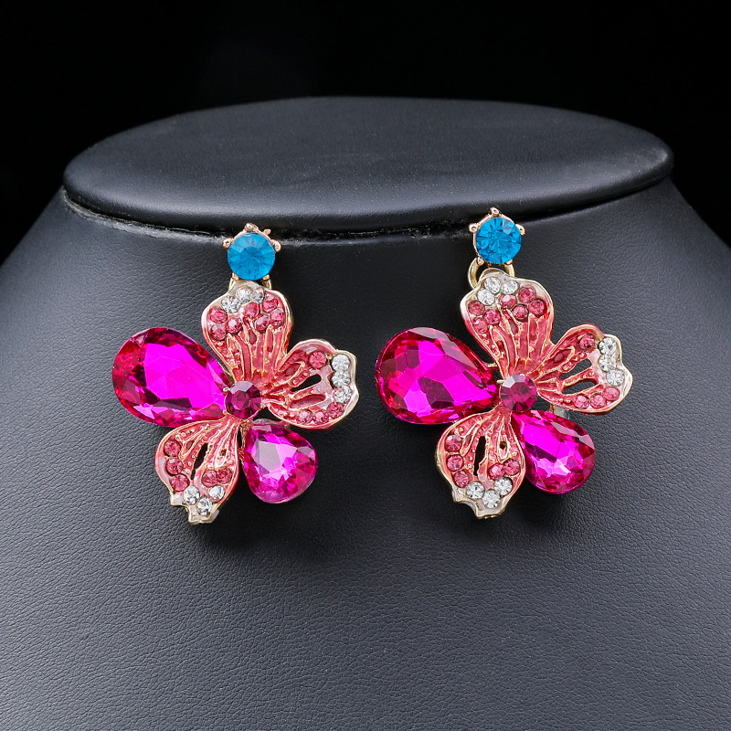 Elegant Glam Luxurious Flower Alloy Inlay Rhinestones Women's Earrings Necklace display picture 18