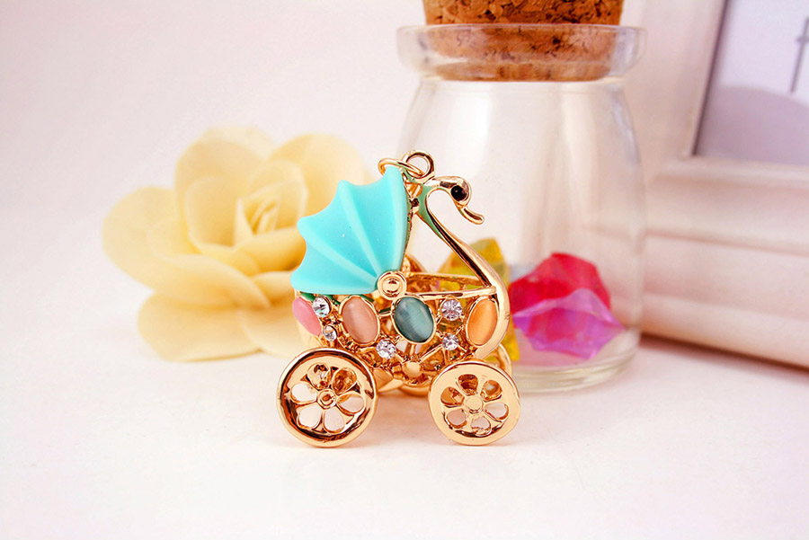 Simple Style Baby Carriage Zinc Alloy Plating Inlay Rhinestones Women's Bag Pendant Keychain display picture 2